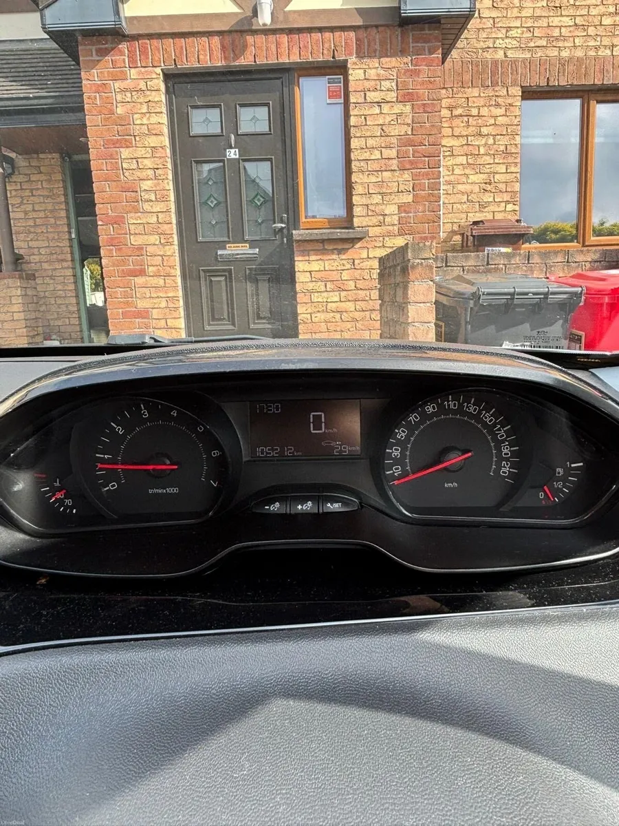 PEUGOT 208 - LOW MILEAGE (NCT MAY, 2027) - Image 2