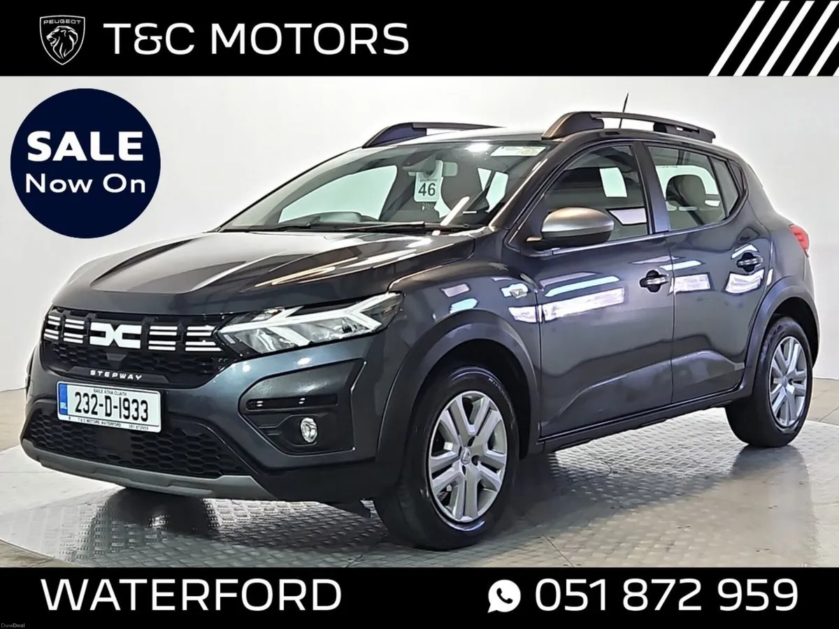 Dacia Sandero Stepway Automatic, Reversing Camera - Image 1
