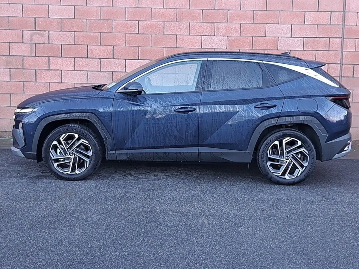 Hyundai Tucson Platinum PHEV Automatic with Panamo - Image 3