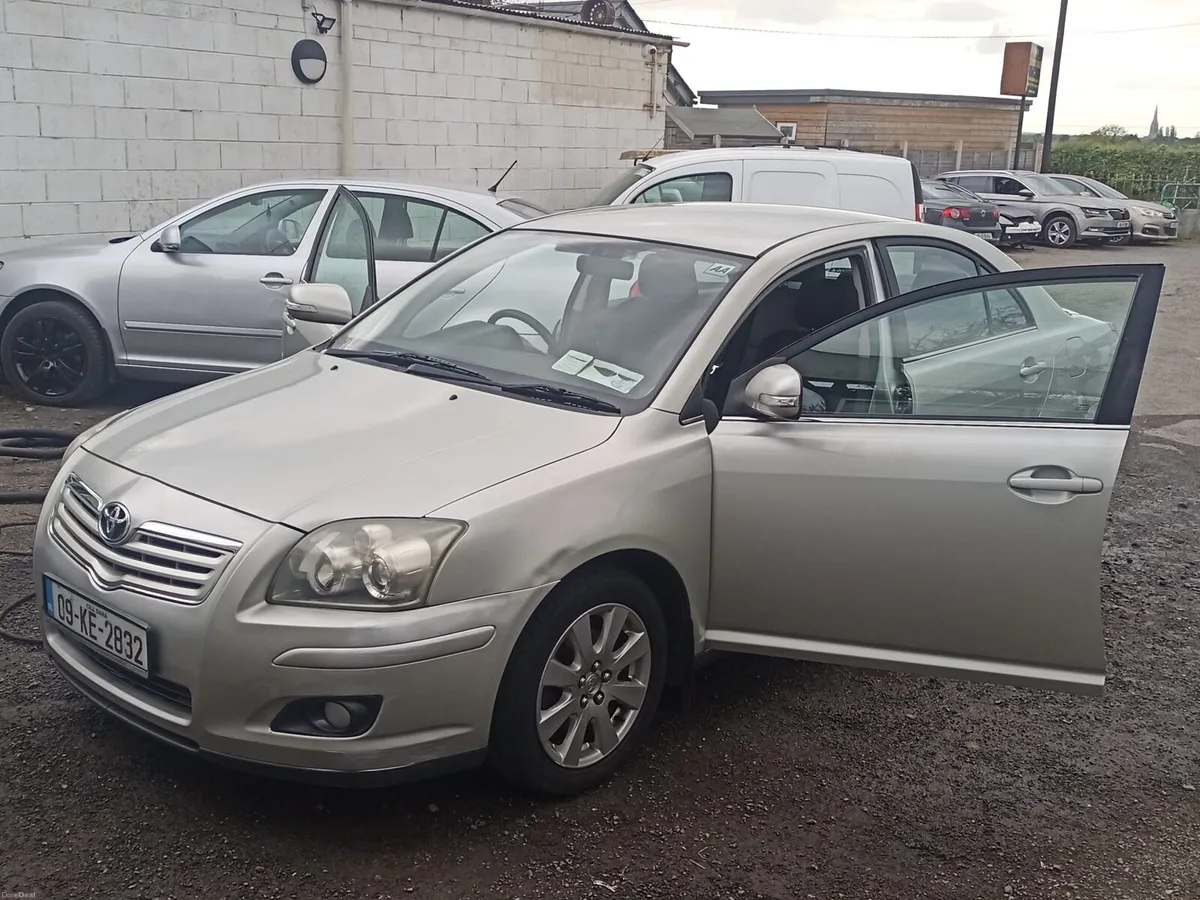 2009 Toyota Avensis 1.6 petrol - Image 2