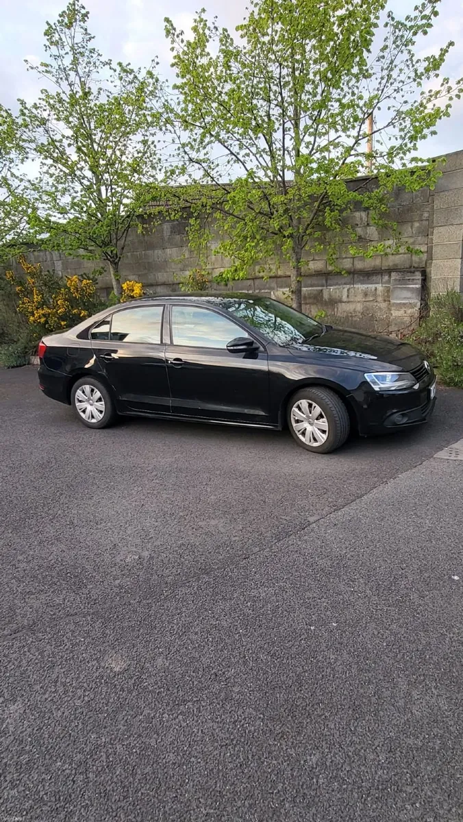 Volkswagen Jetta 2014 - Image 1