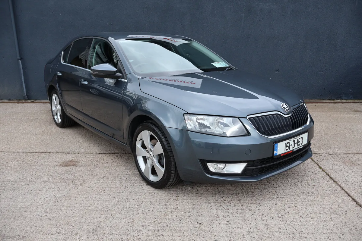 Skoda Octavia Elegance 81,000Km Like New! - Image 3
