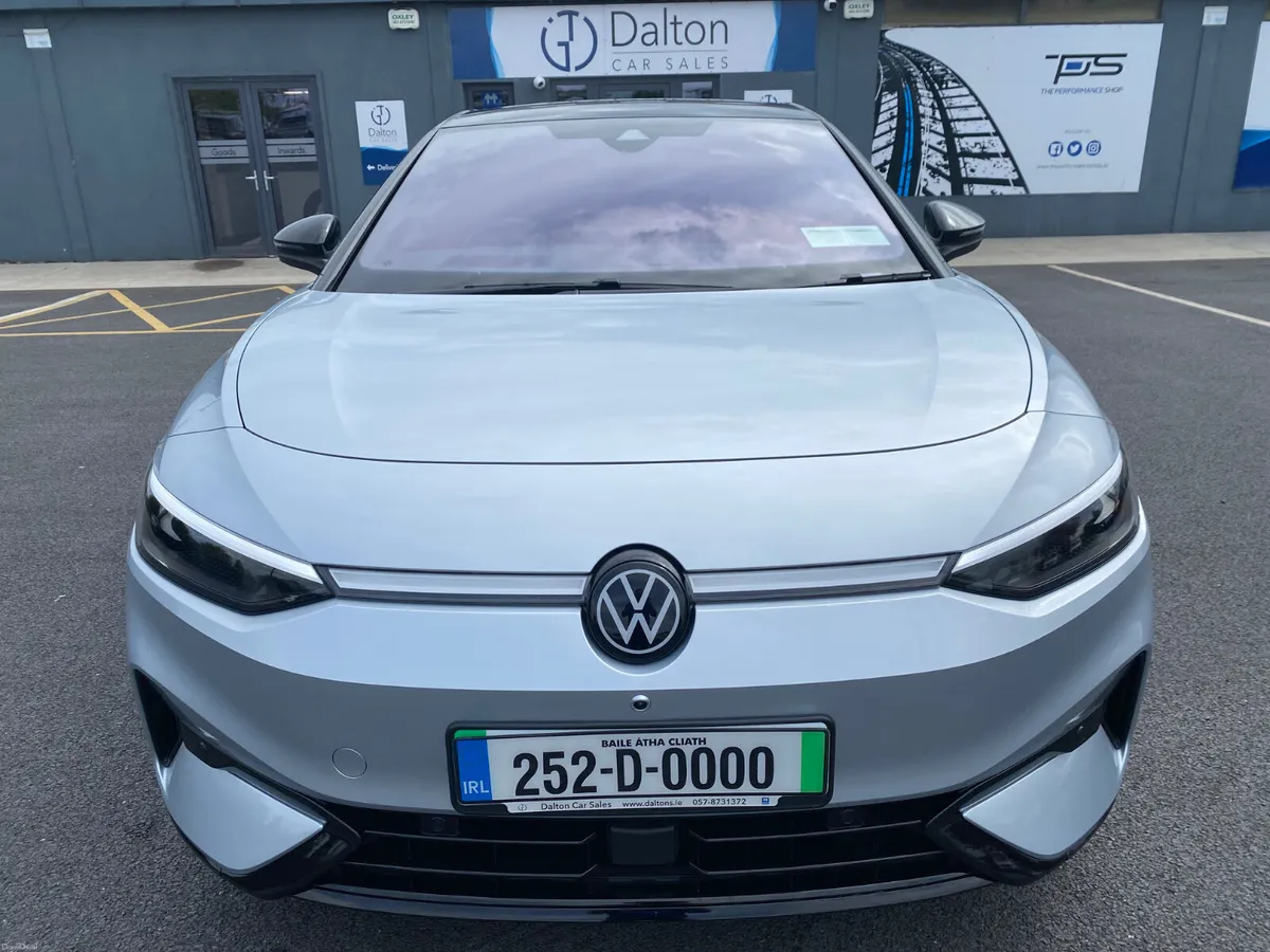 VOLKSWAGEN ID4 MATCH PRO PLUS 77KWH 2025 (252) - Image 2