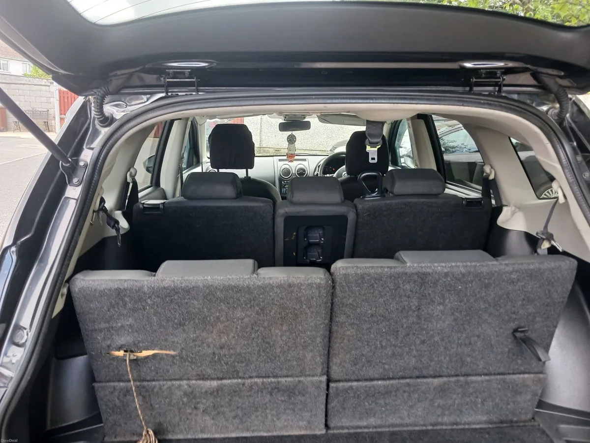 Nissan Qashqai+2 2010 - Image 2