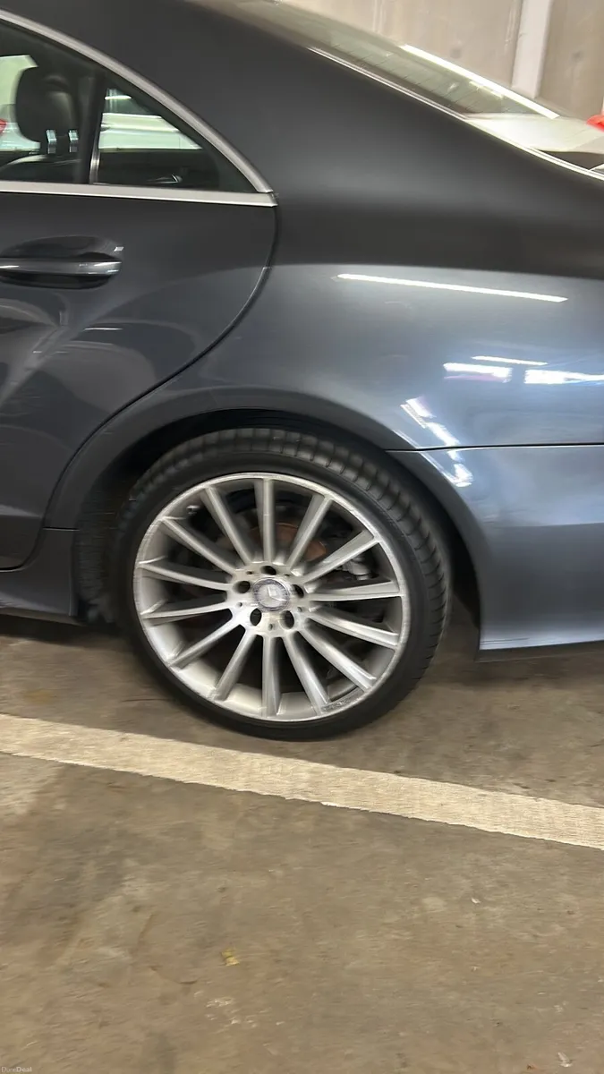Mercedes-Benz CLS 220CDI AMG - Image 4