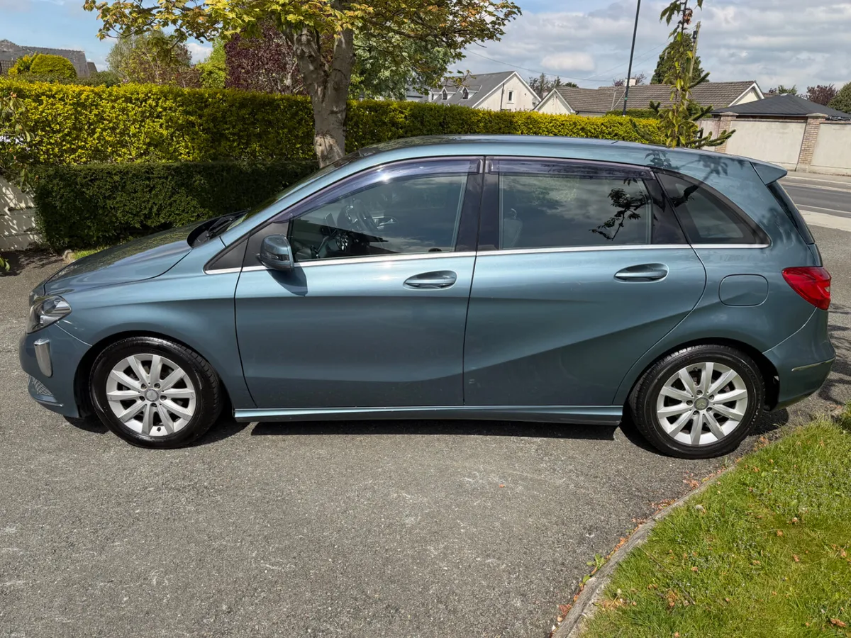 Mercedes-Benz B-Class AUTOMATIC 2014 - Image 3