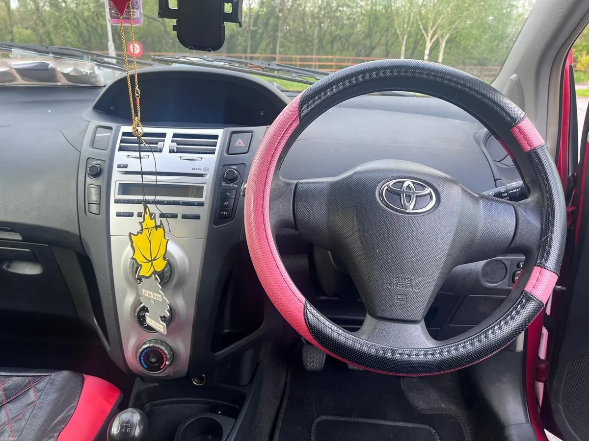 Toyota Yaris 2006 - Image 1