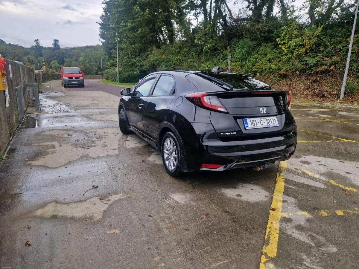 Honda Civic 2016 - Image 6