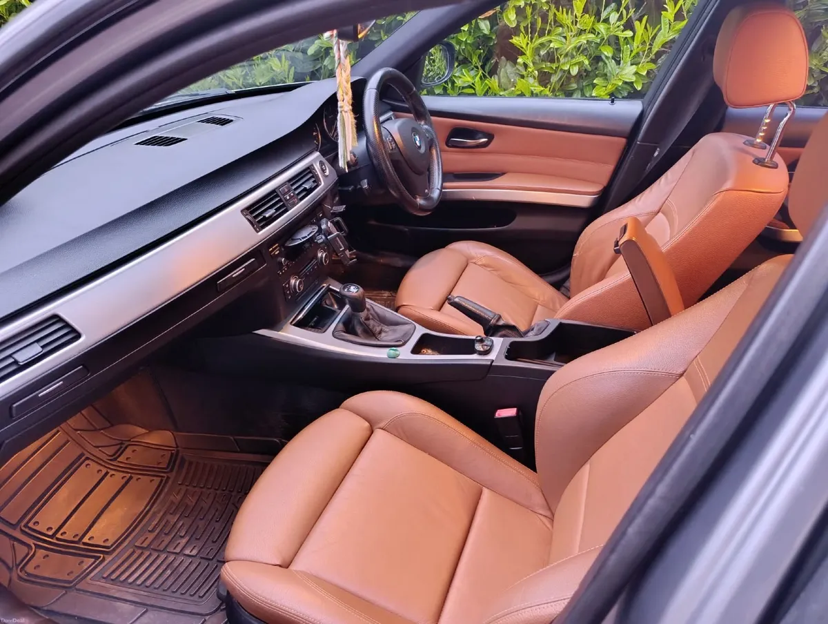 BMW 320d MSport Brown Leather Interior - Image 2