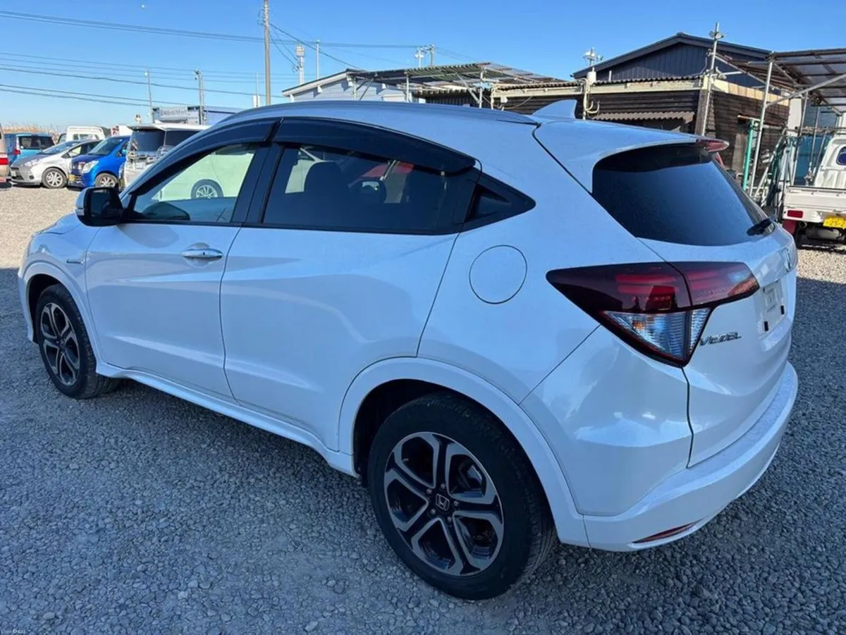 Honda Vezel Z - Image 3