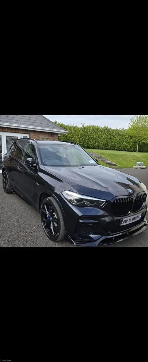BMW X5 2021 - Image 2
