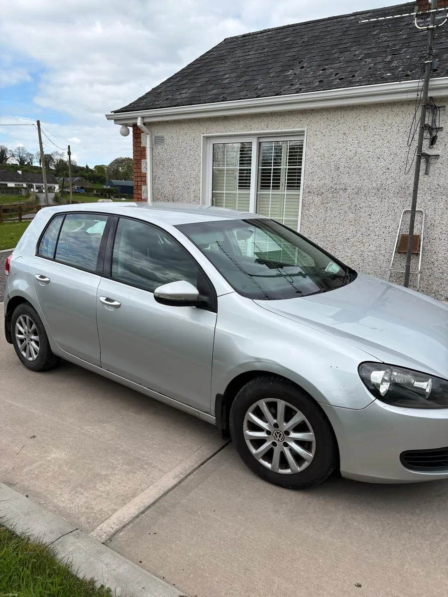 Volkswagen Golf - Image 4