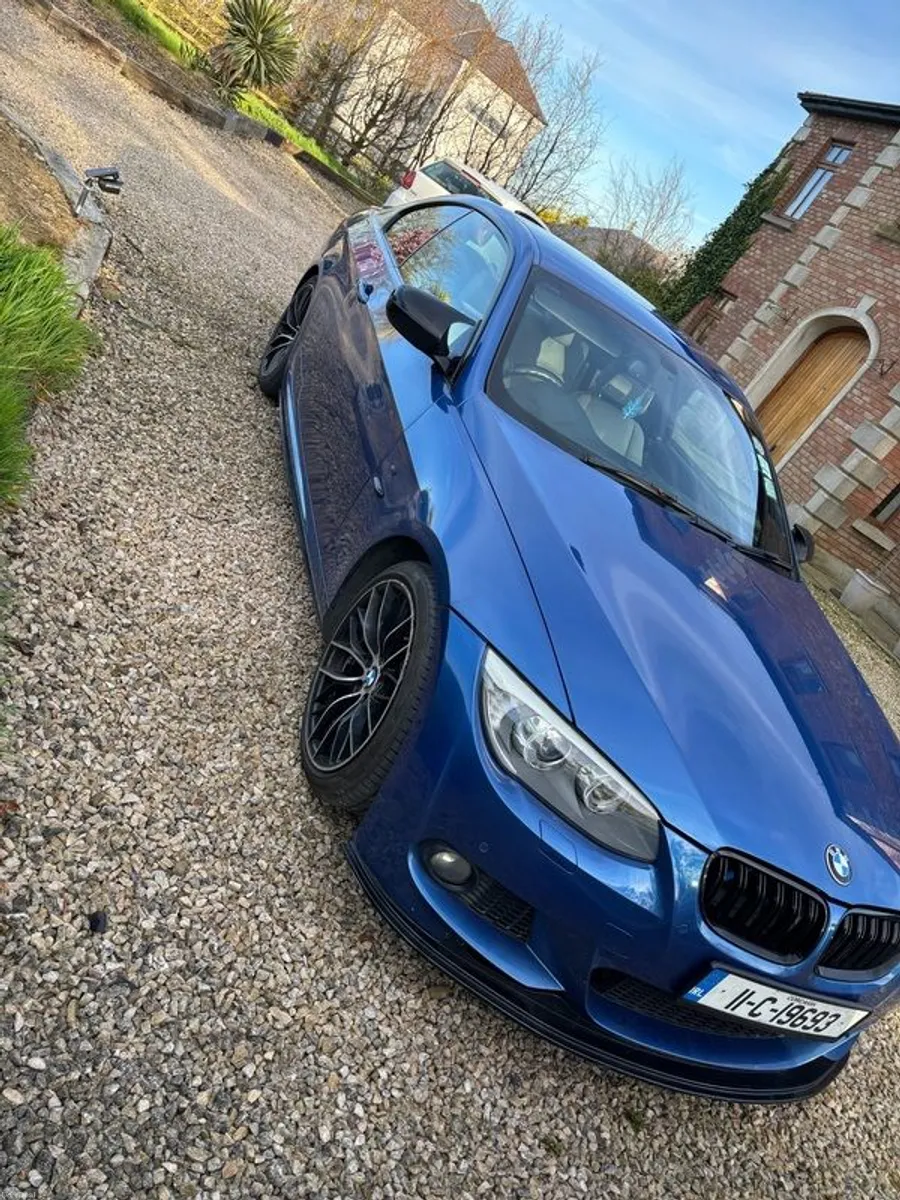 2011 Bmw 3-series - Image 4