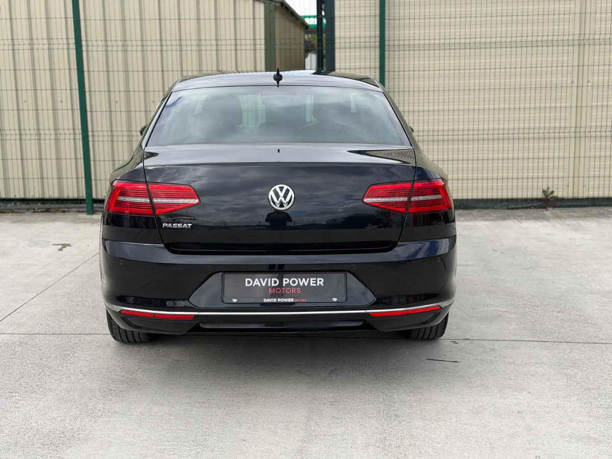 Vw Passat 191 Highline 2.0 TDI - Image 4