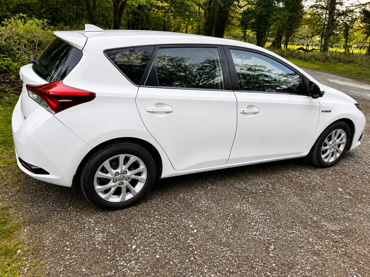 Toyota Auris - Image 3