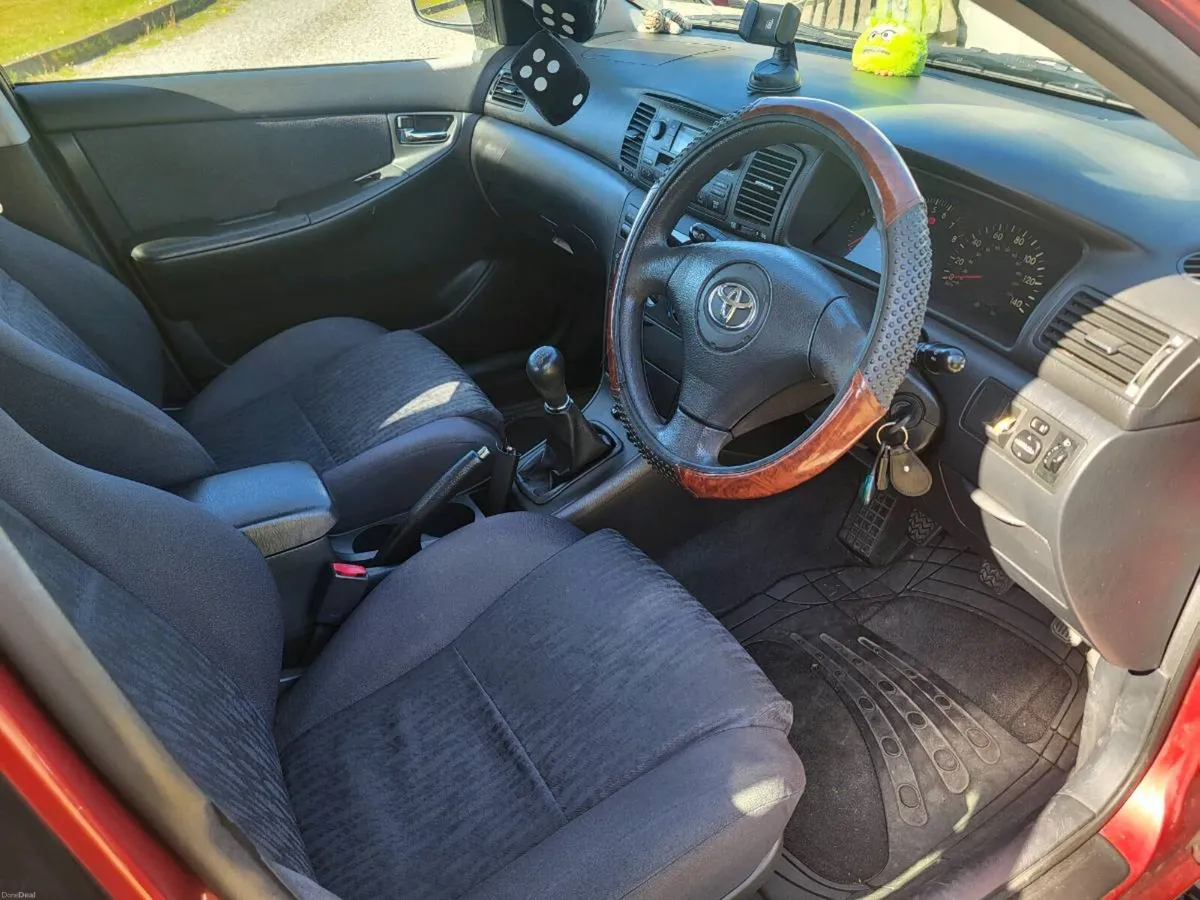 Toyota Corolla - Image 5