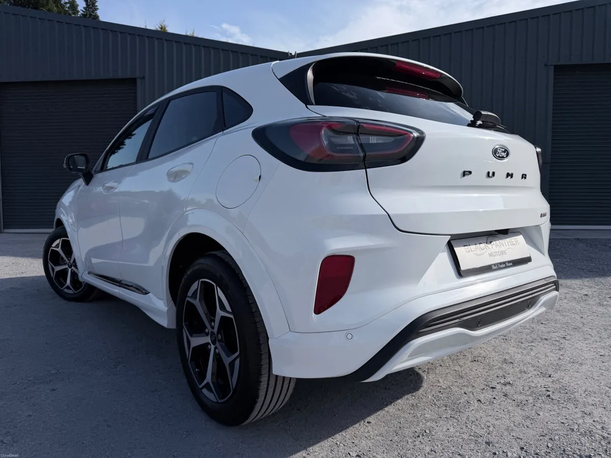 Ford Puma 251’ 1.0 MHEV ST Line VERY LOW MILEAGE - Image 3