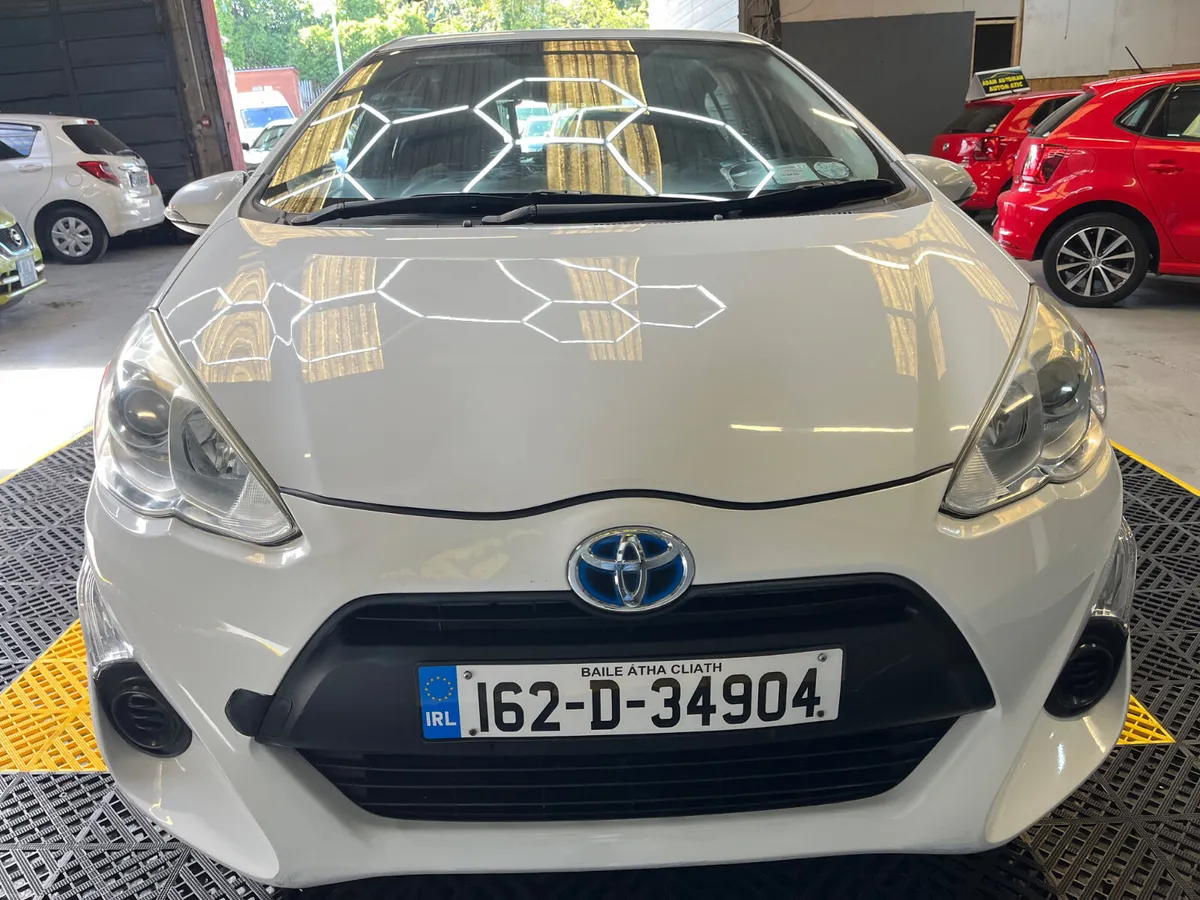 Toyota Aqua 2016 auto - Image 3