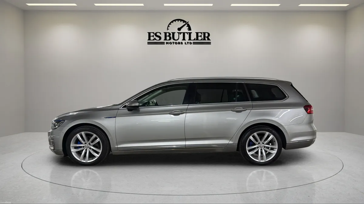 2016 VW Passat 1.4GTE ESTATE HIGHLINE PLUS LOW KMS - Image 2