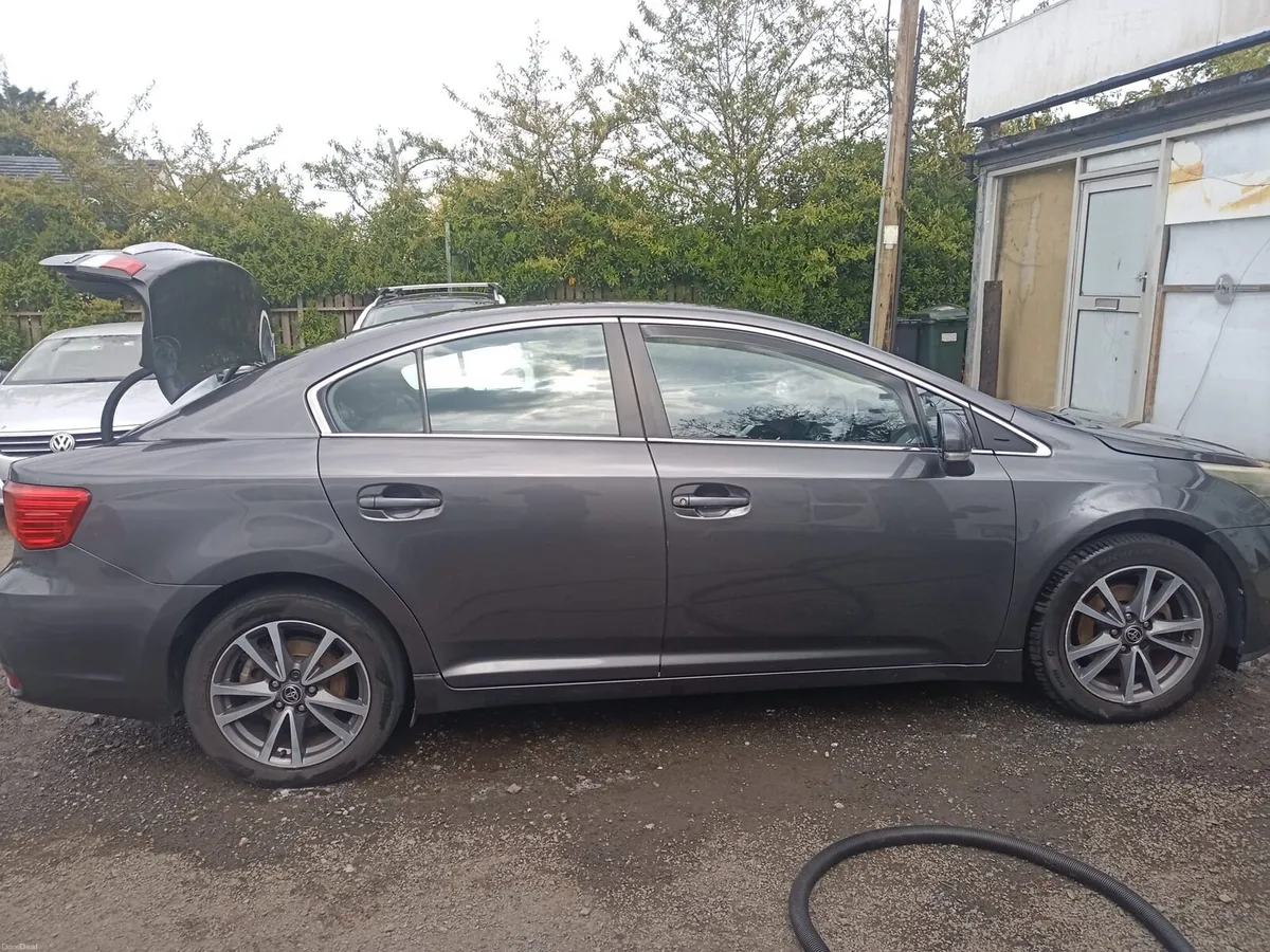 2013 Toyota Avensis 2.0 diesel - Image 4