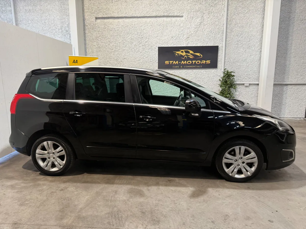 Peugeot 5008 2016 7 seater Auto low kms! - Image 4