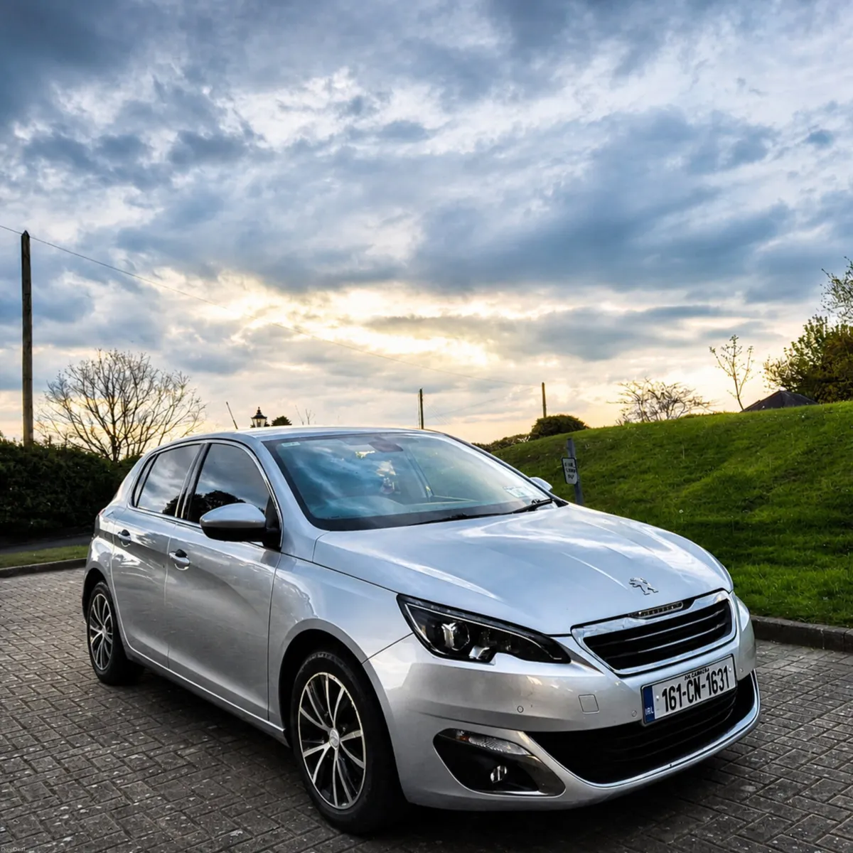 Peugeot 308...nct 04-2028 - Image 1