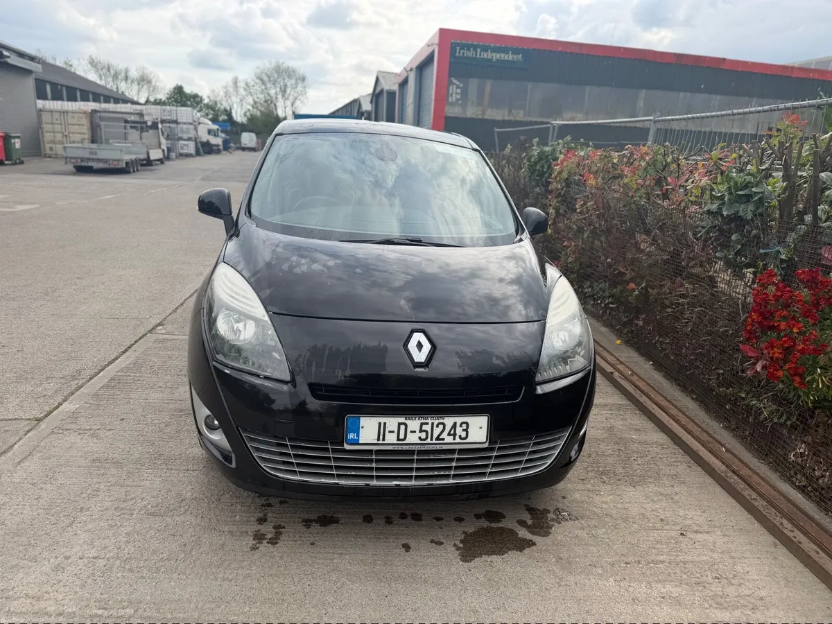 Renault Grand Scenic 2011/Manual 1.5 Diesel - Image 1