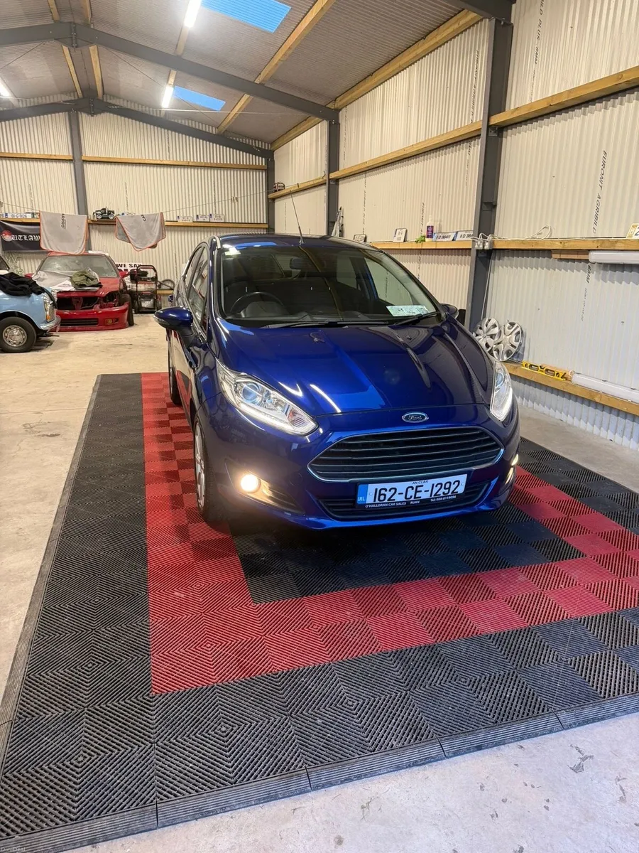 2016 ford fiesta - Image 3