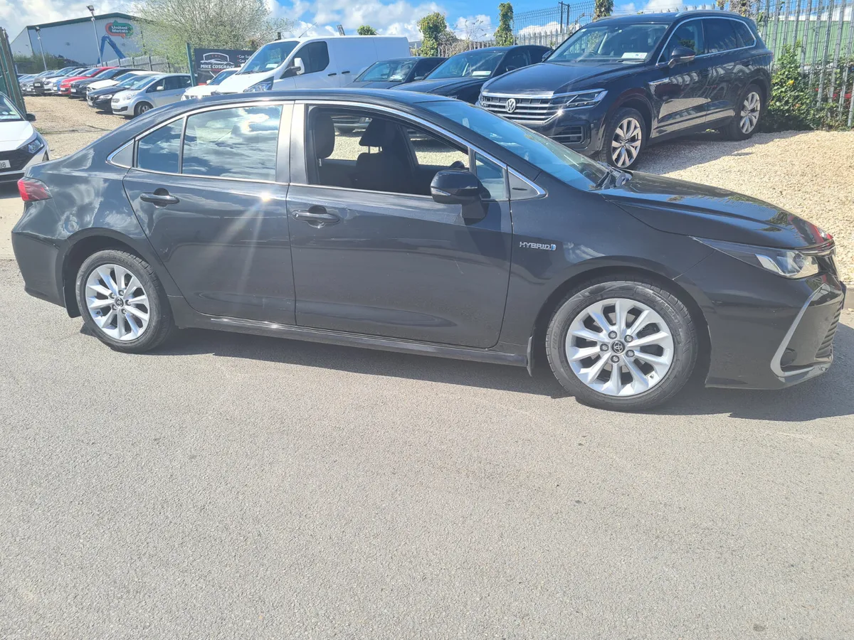 Toyota Corolla 2019 auto - Image 3