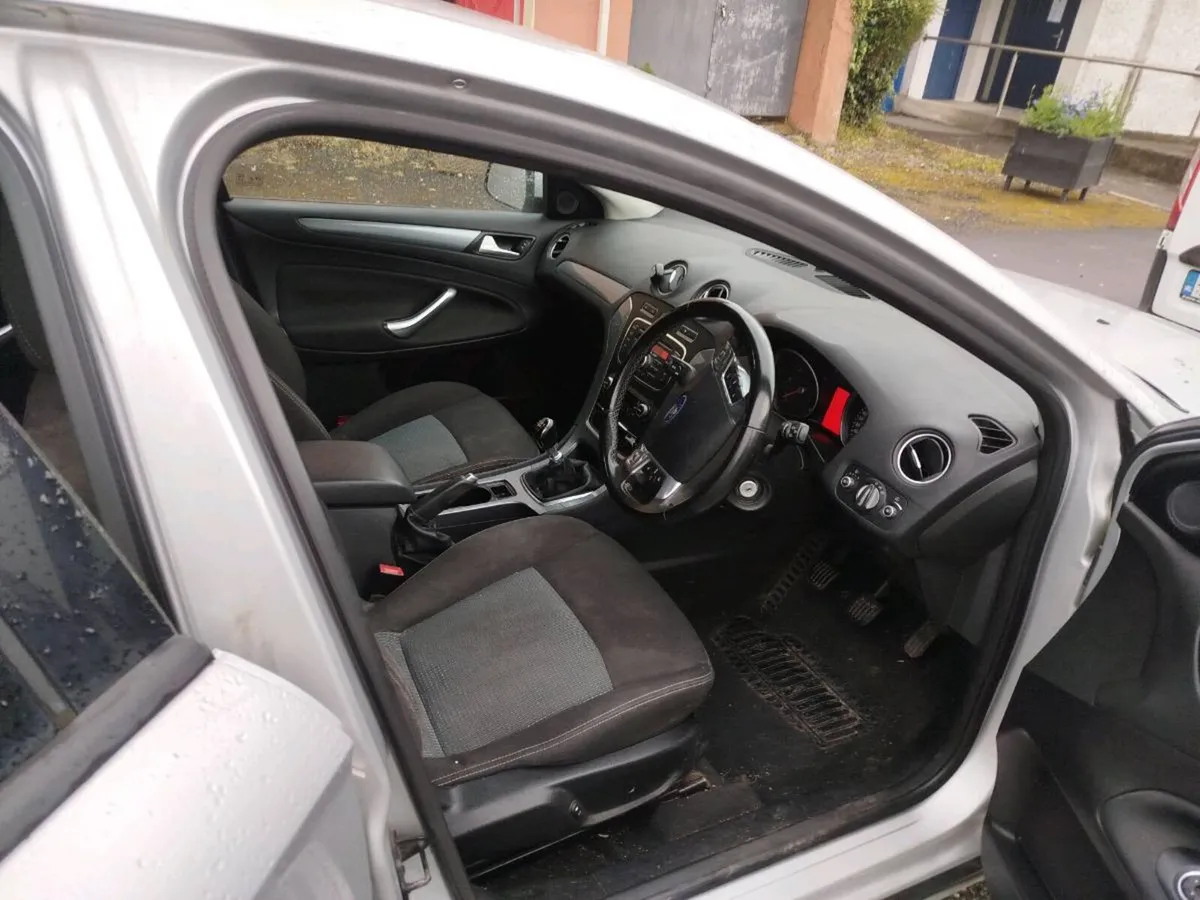 Ford Mondeo estate 2011 - Image 3