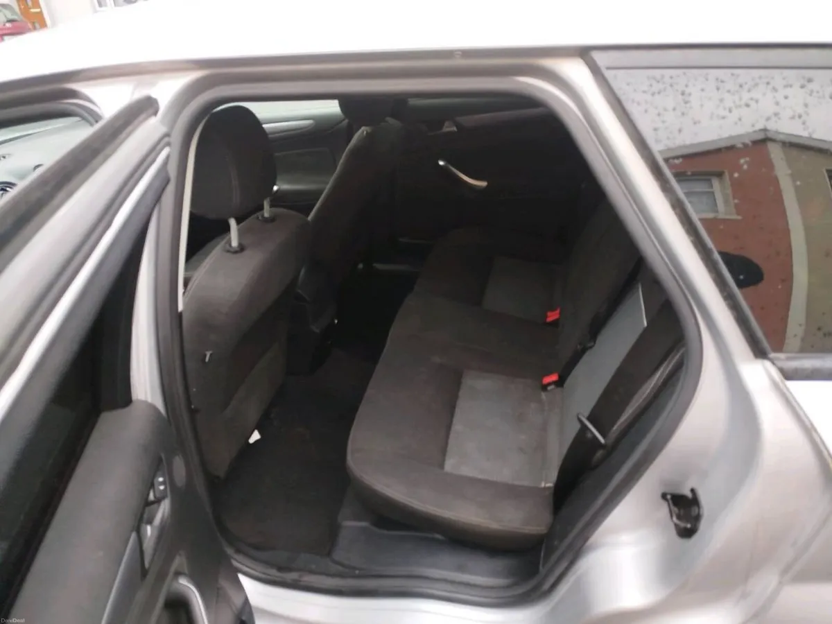 Ford Mondeo estate 2011 - Image 4