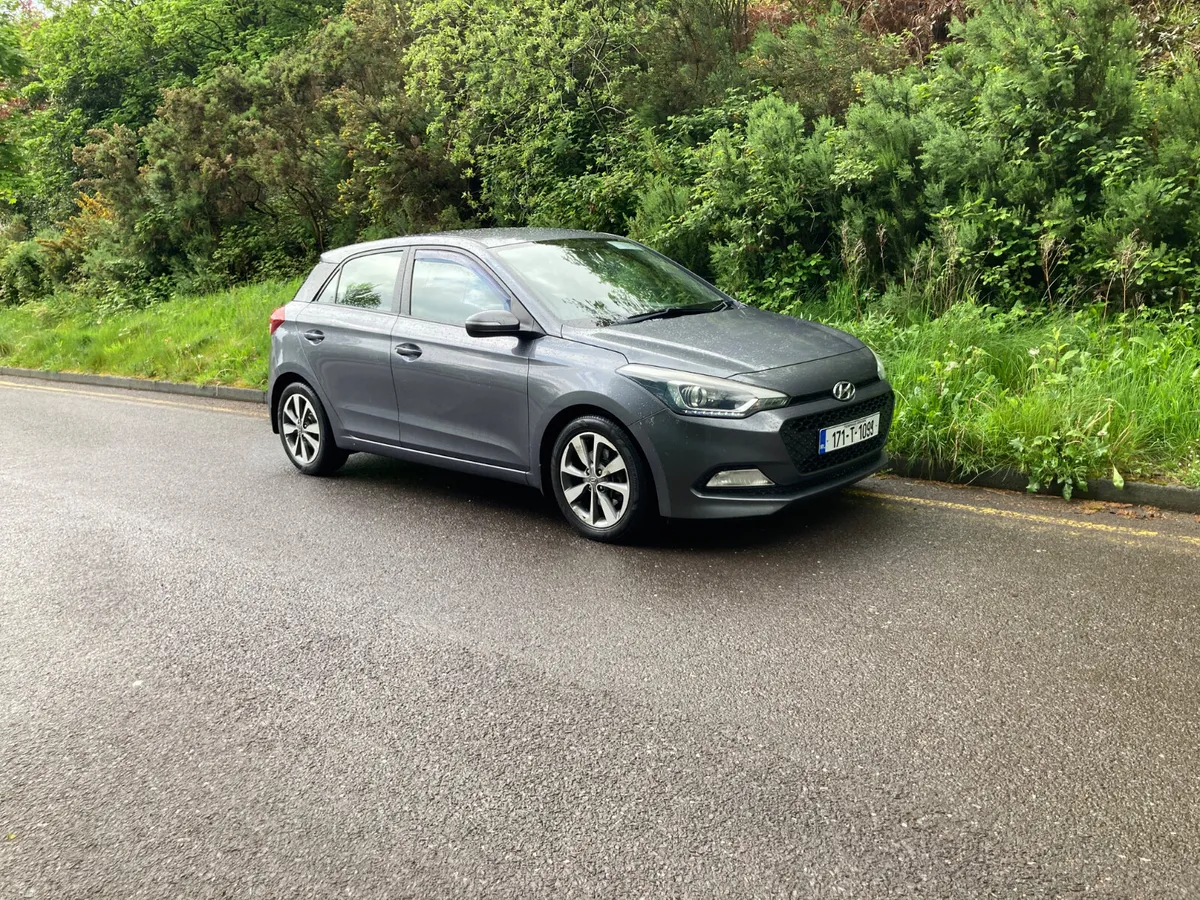 2017 Hyundai i20 1.1 Diesel Hatchback - Image 1