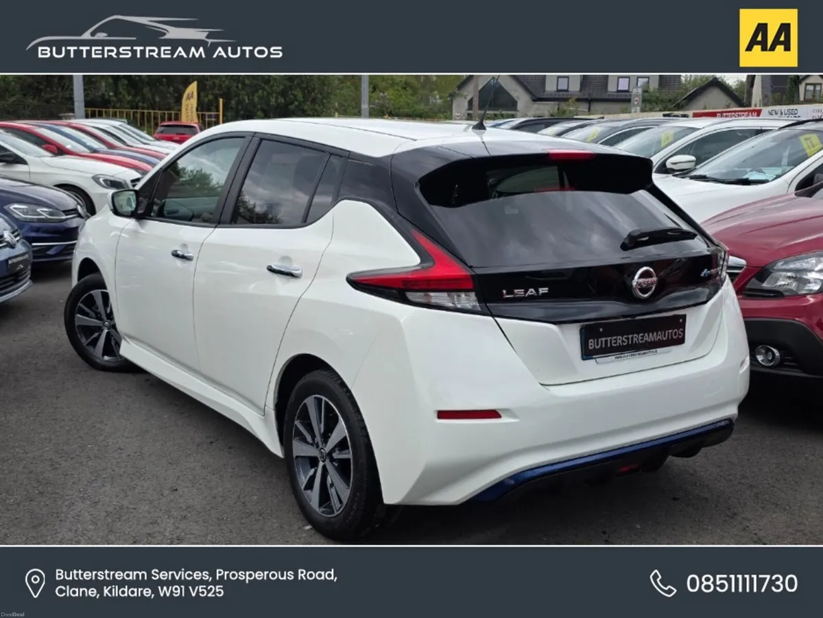 Nissan Leaf AUTO SV MODEL 40 KW 1 OWNER - Image 4