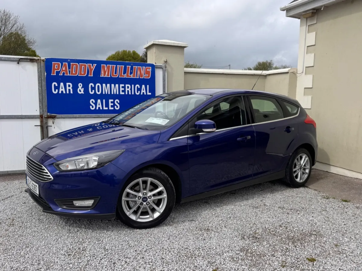 Ford Focus 1.5 TDCI ZETEC S 120PS 5 5DR - Image 3