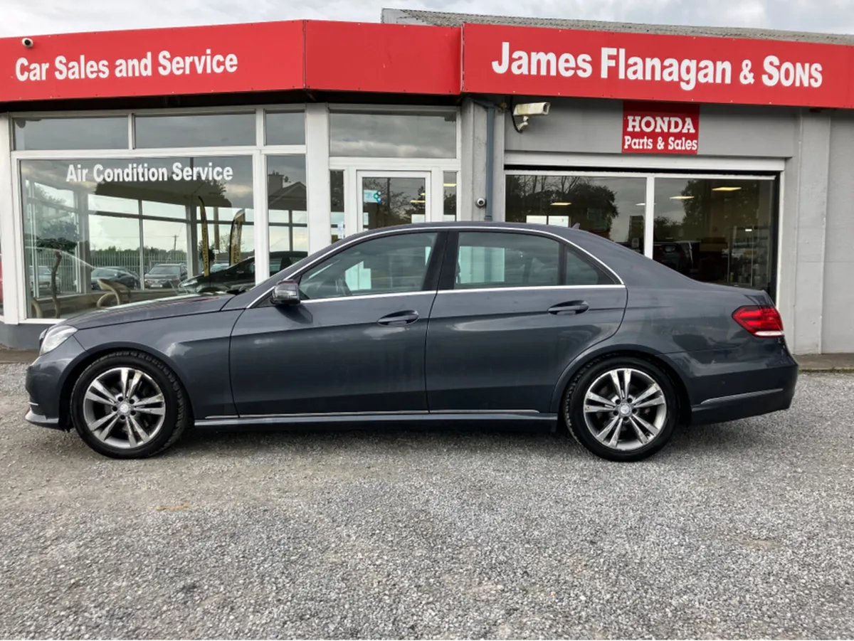 Mercedes-Benz E-Class E SERIES BLUETEC SE 4DR AUTO - Image 4