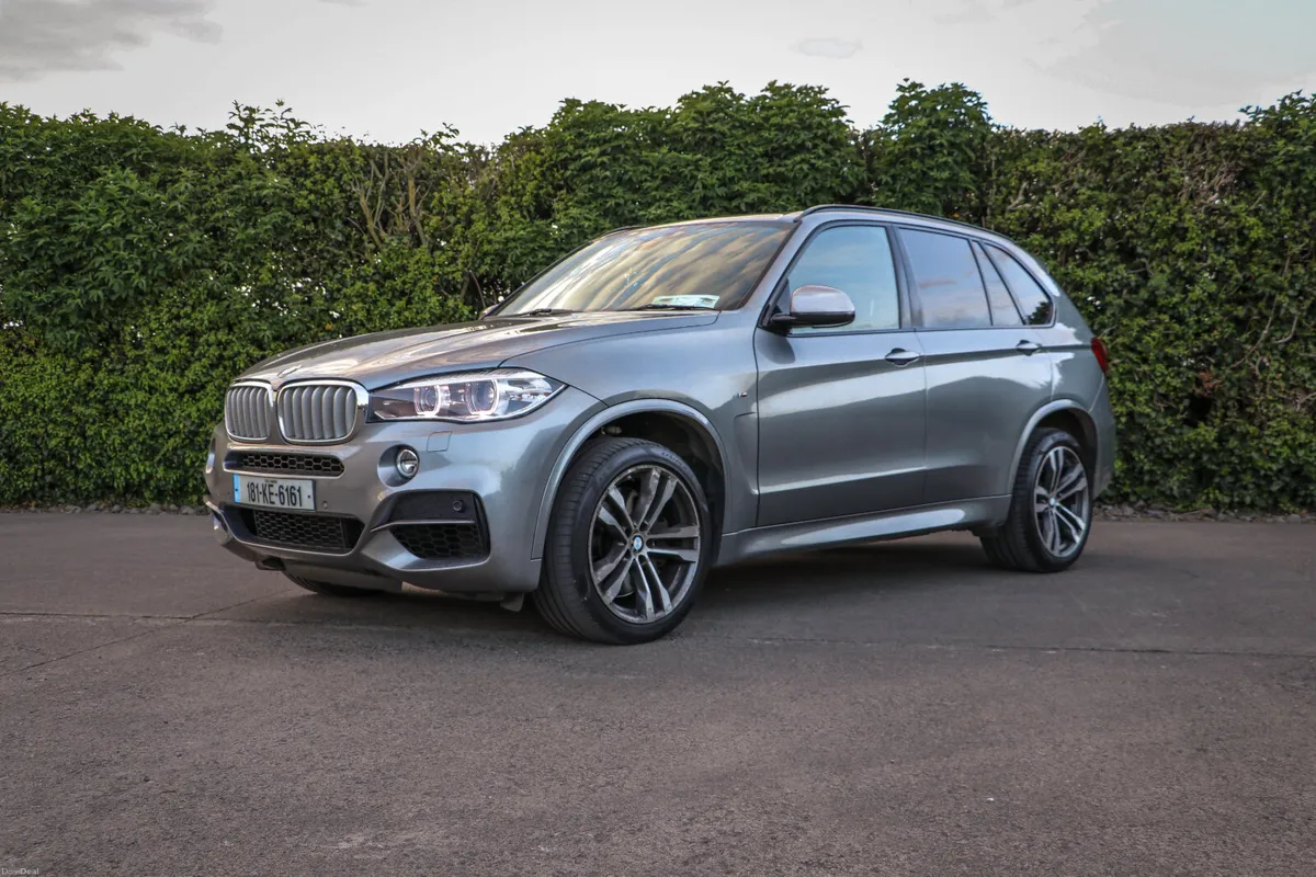 BMW X5 M50D - Image 2