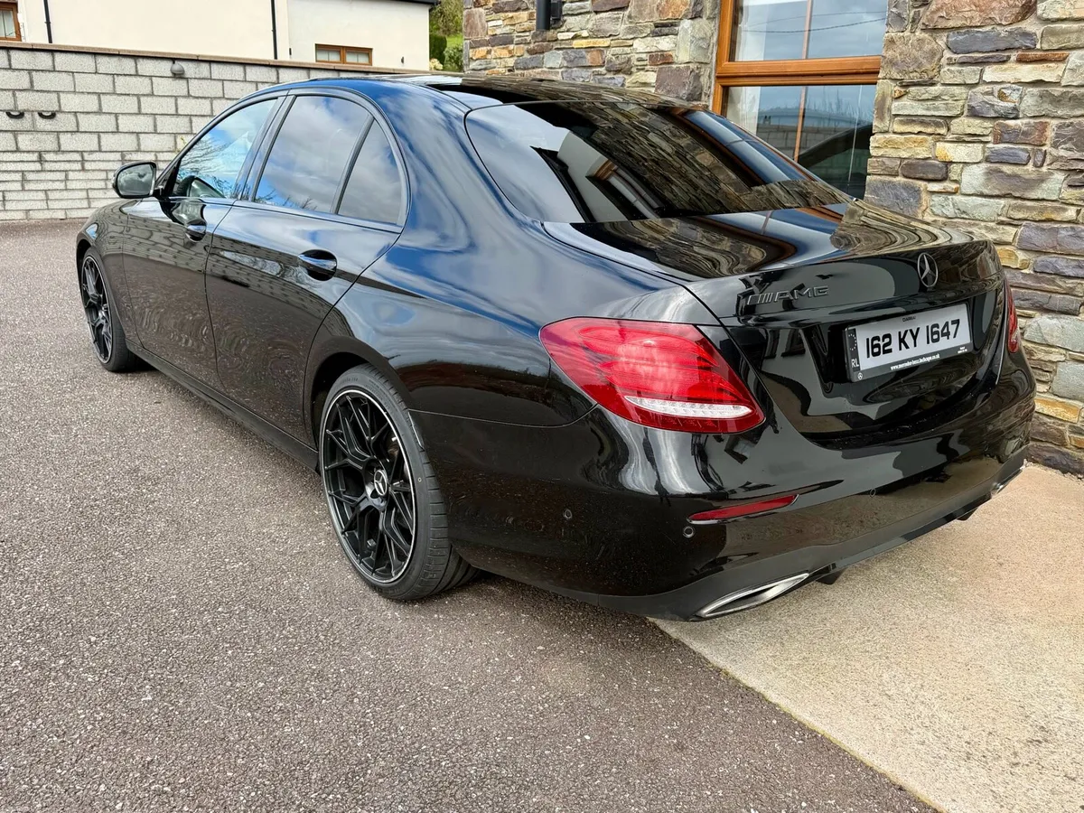 Mercedes E220 AMG Premium Edition - Image 3