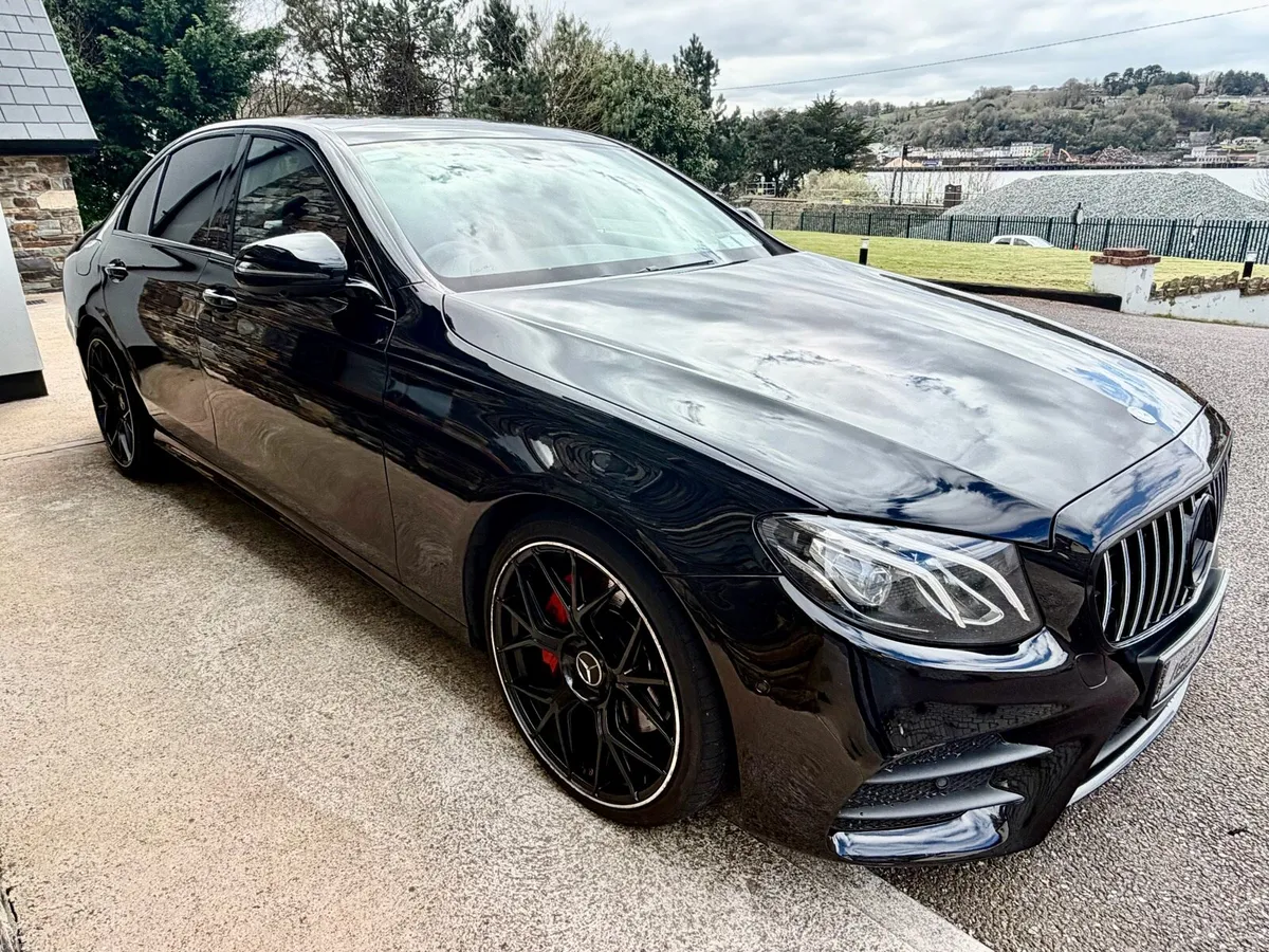 Mercedes E220 AMG Premium Edition - Image 2