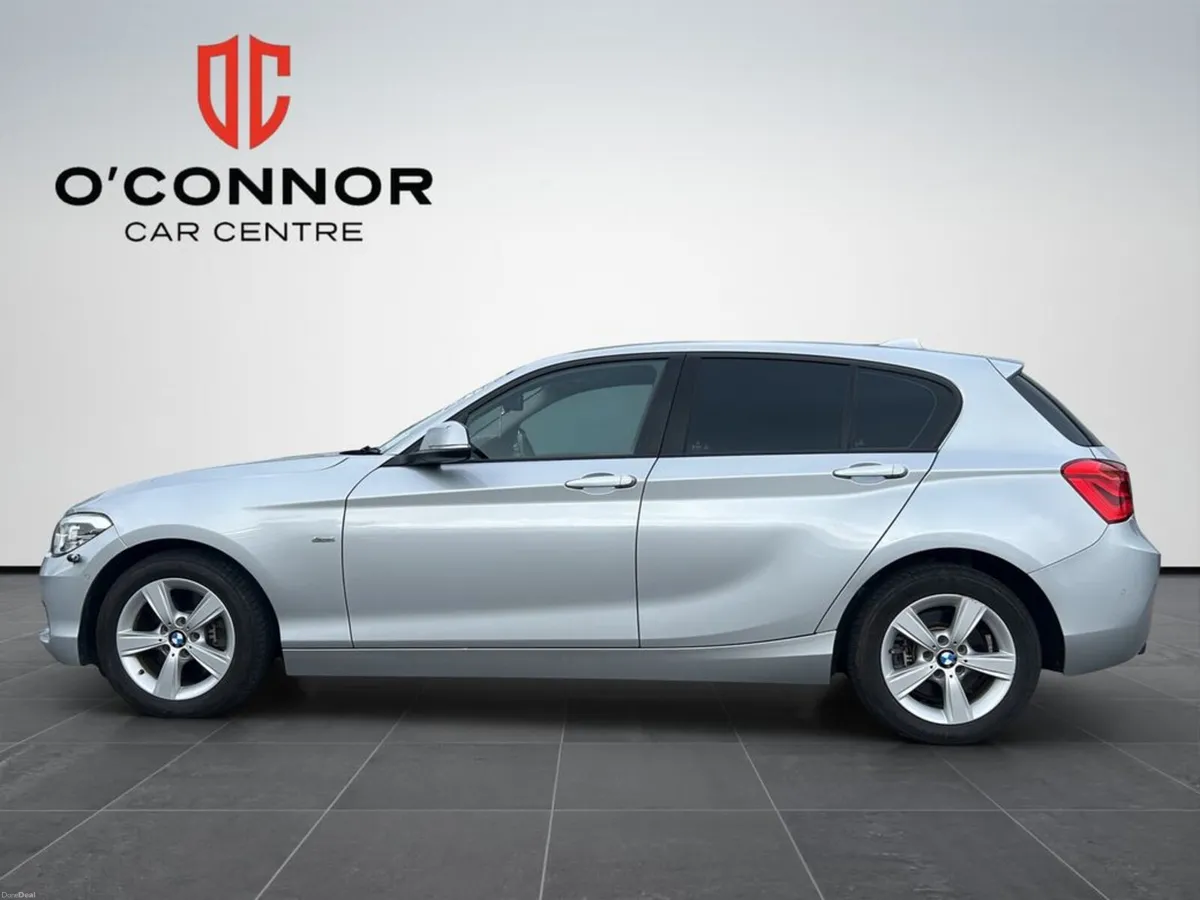 BMW 1-Series Clean, simple, does the job — and doe - Image 4