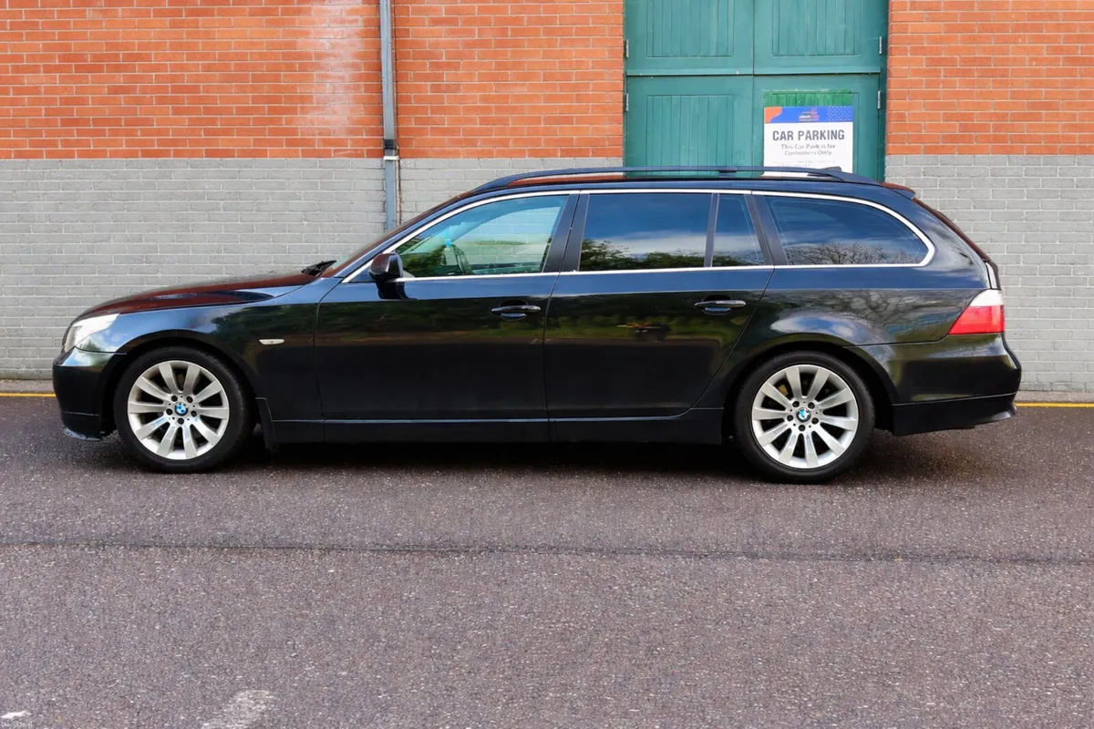 Bmw 520D LCI automatic!! NCT - Image 4