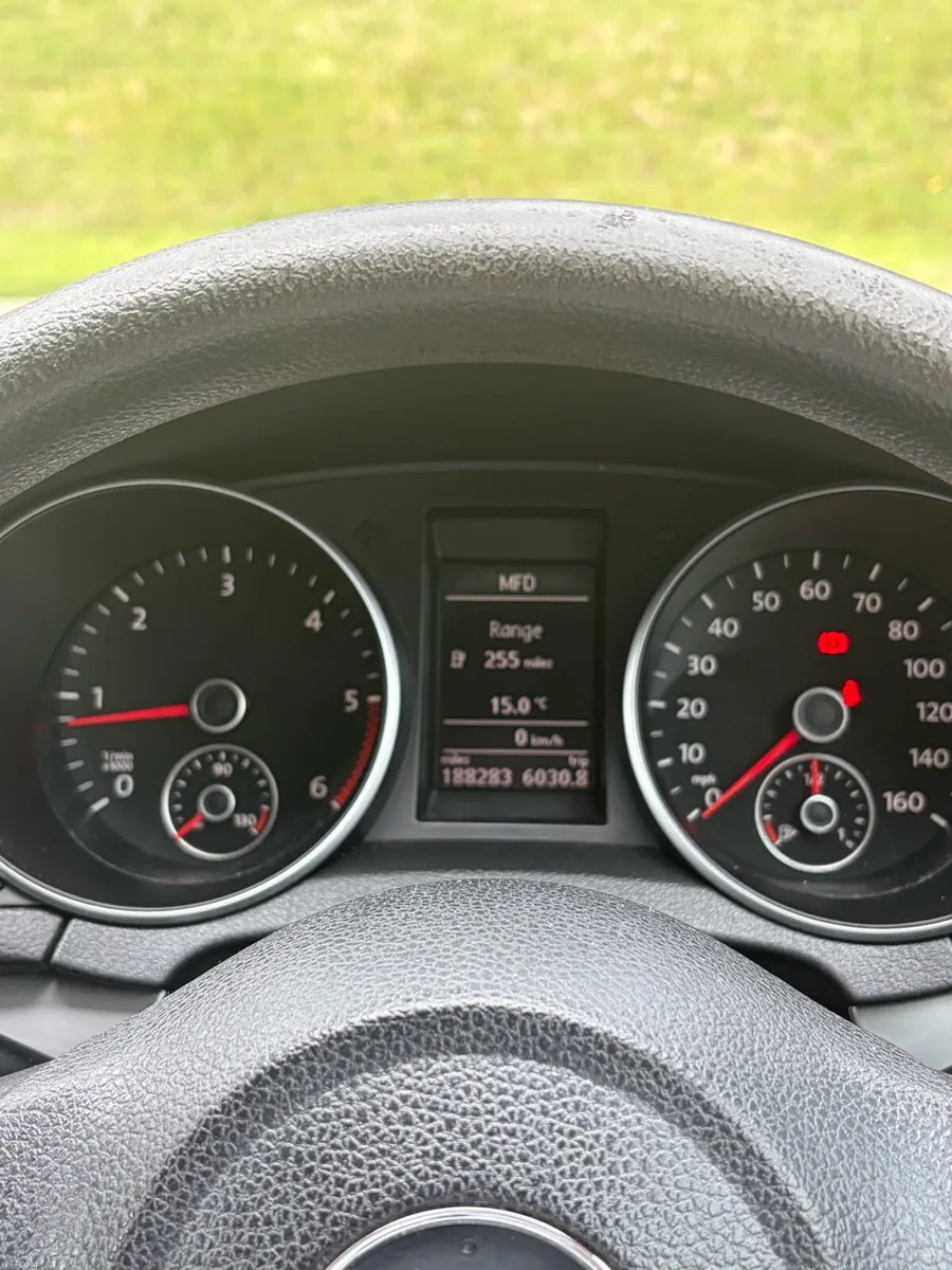 Volkswagen Golf 2011 - Image 3