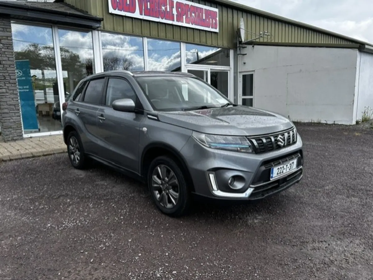 Suzuki Vitara 2022 Hybrid - Image 1