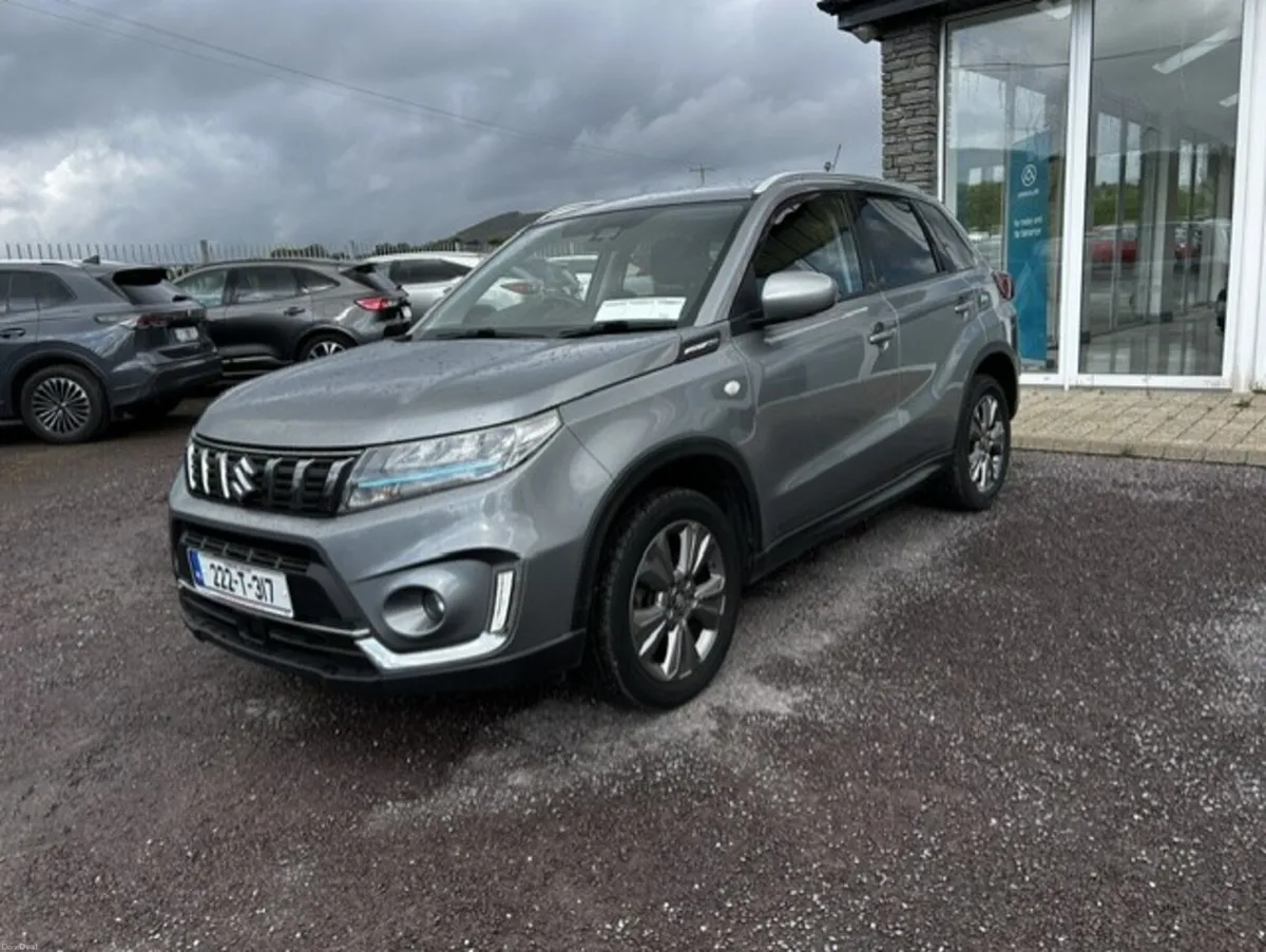 Suzuki Vitara 2022 Hybrid - Image 2
