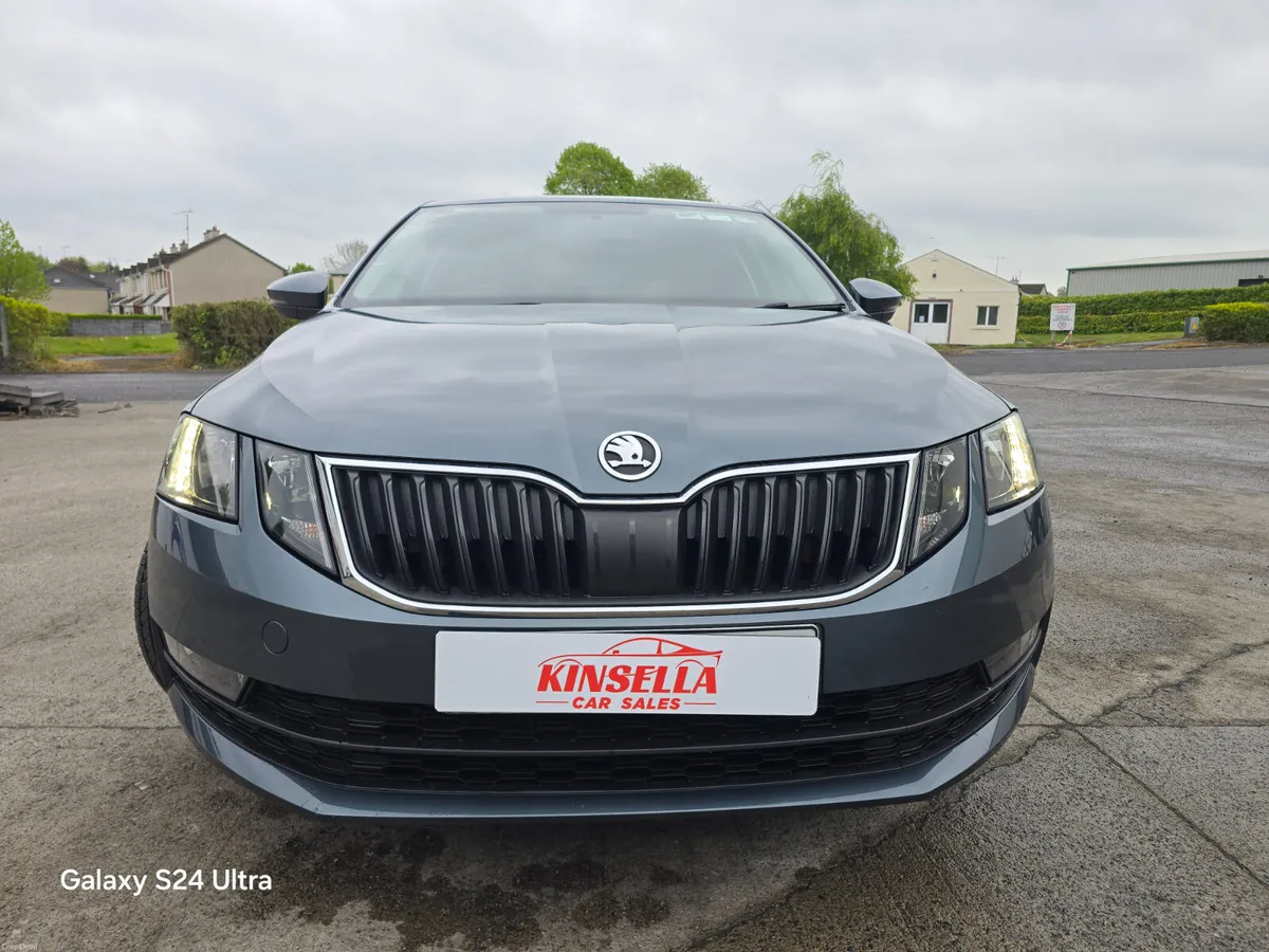 Skoda Octavia 1.6 tdi Ambition  2018 - Image 3