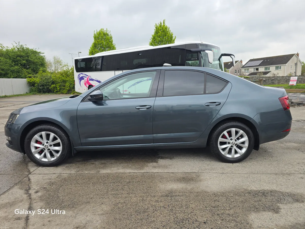 Skoda Octavia 1.6 tdi Ambition  2018 - Image 4