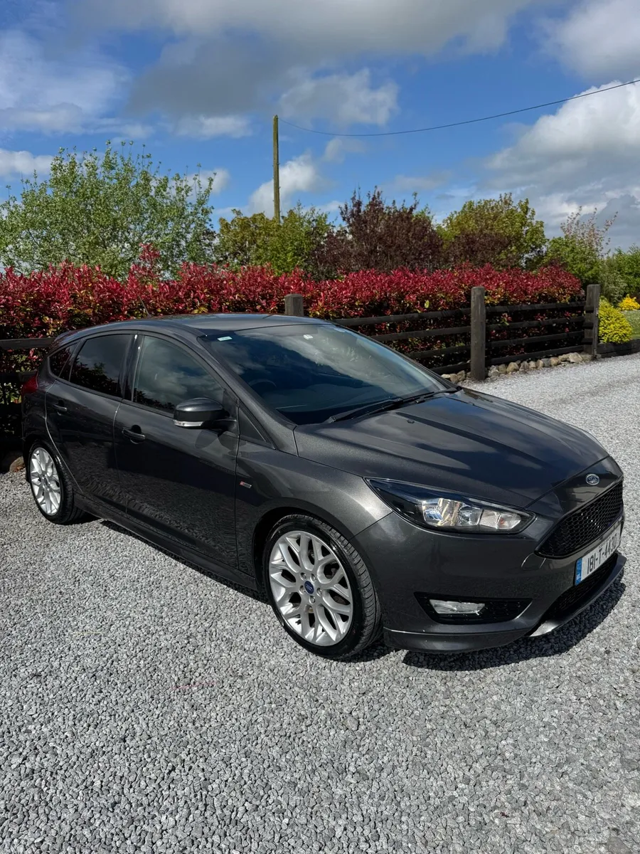 Ford focus 140 ST-Line 1.0 - Image 1
