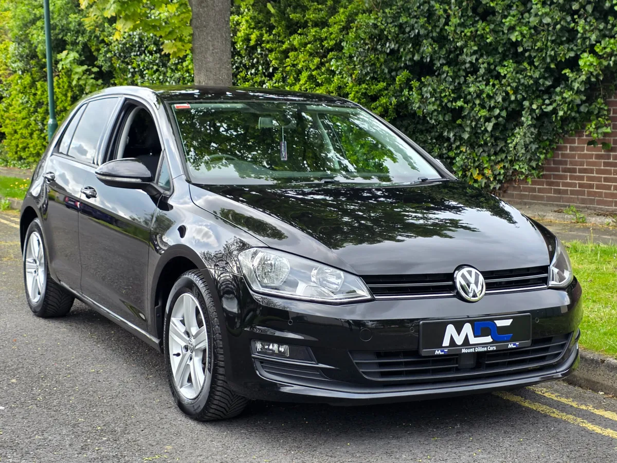 Volkswagen Golf Diesel Automatic *LOW KMS* 2015 - Image 4