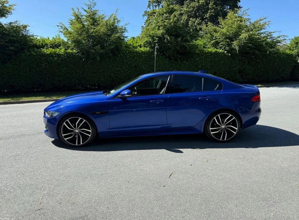 Jaguar XE 2017 - Image 3