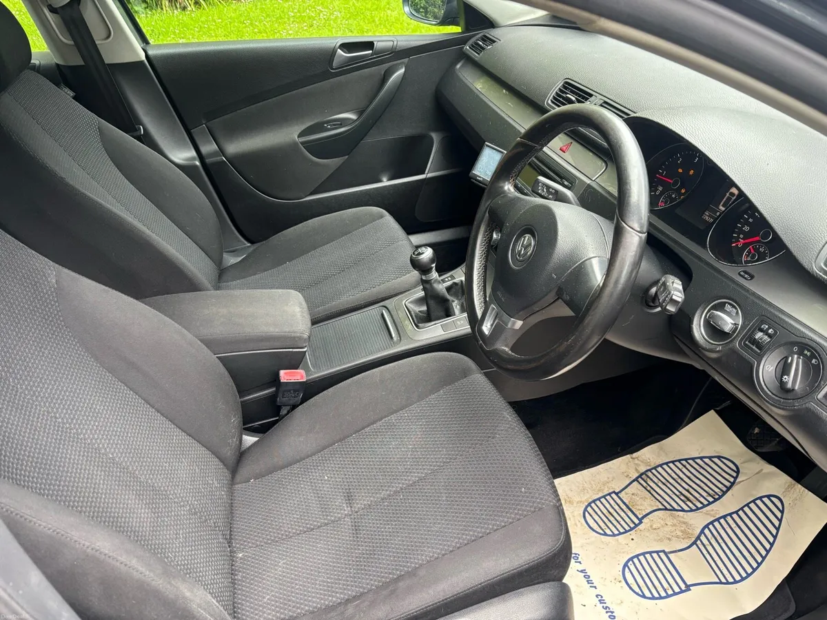 VW PASSAT ( READ FULL ADVERT) - Image 3