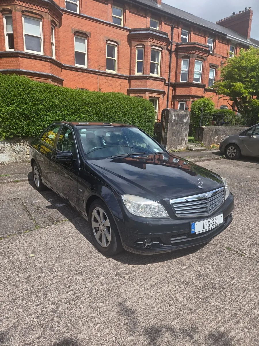 Mercedes-Benz C-Class 2011 - Image 1